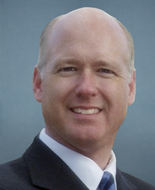 Official portrait of Rep. Robert B. Aderholt
