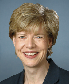 Official portrait of Sen. Tammy Baldwin