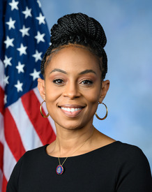Official portrait of Rep. Shontel M. Brown
