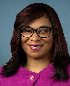 Official portrait of Rep. Janelle S. Bynum