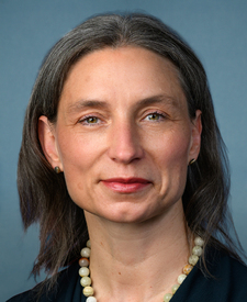 Official portrait of Rep. Maxine Dexter