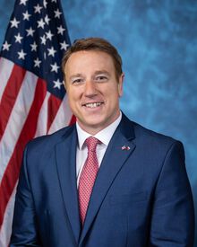 Official portrait of Rep. Pat Fallon