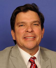 Official portrait of Rep. Vicente Gonzalez