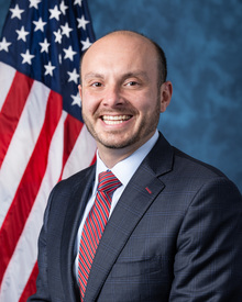 Official portrait of Rep. Andrew R. Garbarino