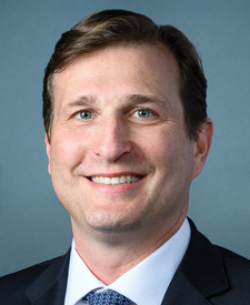 Official portrait of Rep. Daniel S. Goldman