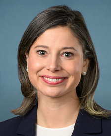 Official portrait of Rep. Maggie Goodlander