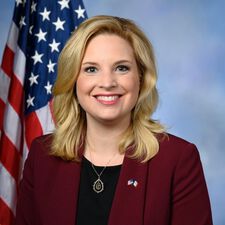 Official portrait of Rep. Ashley Hinson
