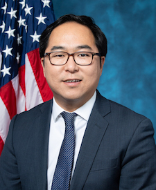Official portrait of Sen. Andy Kim