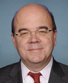Official portrait of Rep. James P. McGovern