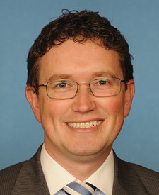 Official portrait of Rep. Thomas Massie