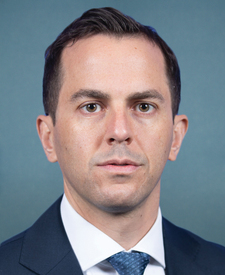 Official portrait of Rep. Robert Menendez