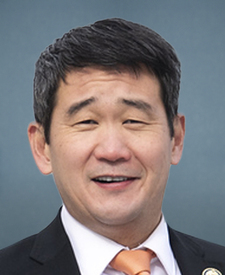 Official portrait of Rep. Dave Min