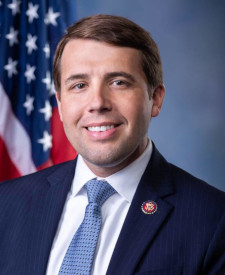 Official portrait of Rep. Chris Pappas
