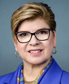 Official portrait of Rep. Nellie Pou
