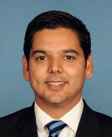 Official portrait of Rep. Raul Ruiz