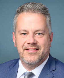 Official portrait of Rep. Eric Sorensen