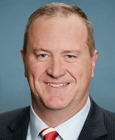 Official portrait of Sen. Eric Schmitt