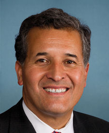 Official portrait of Rep. Juan Vargas